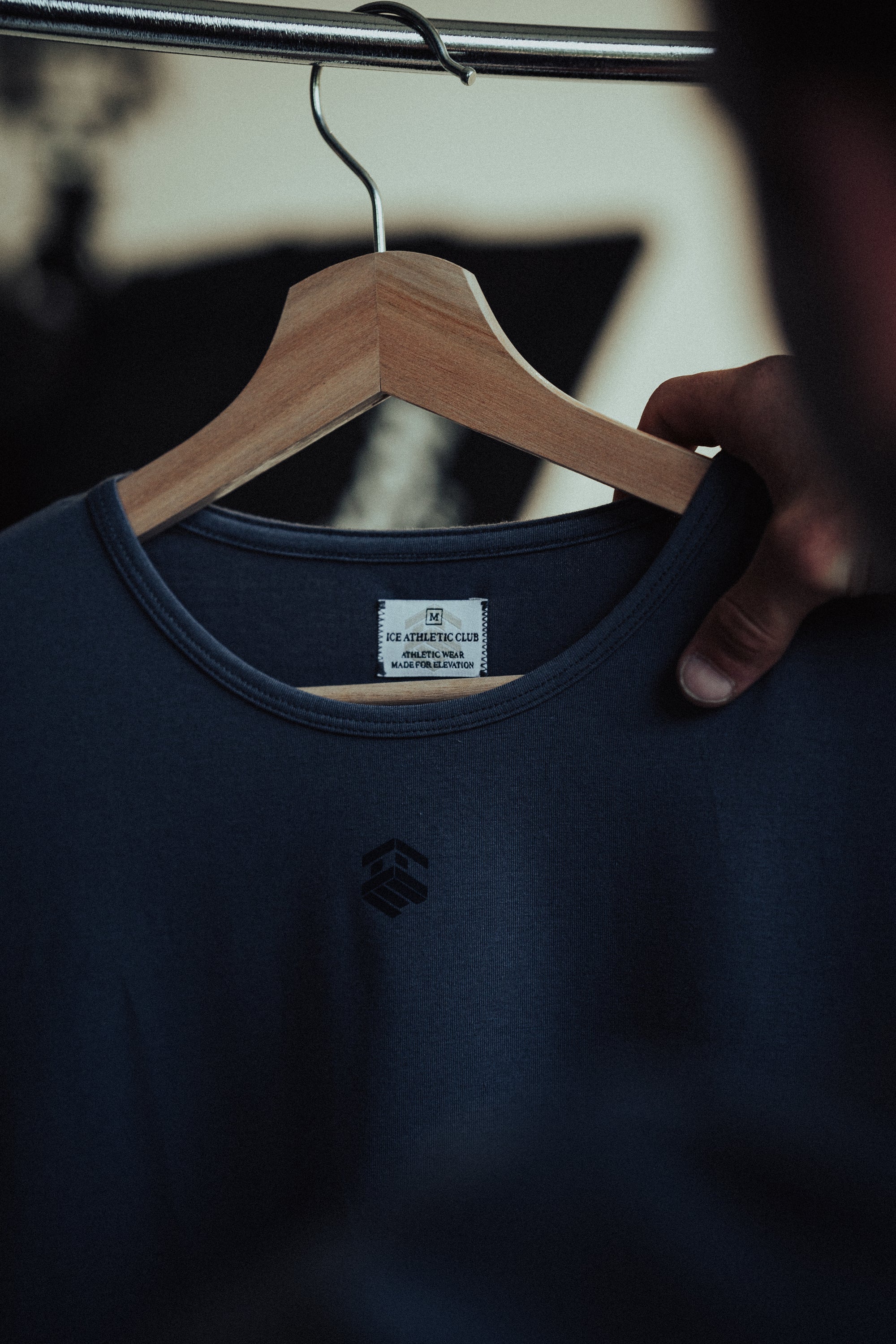 THE FITTED TEE - BLUE STONE